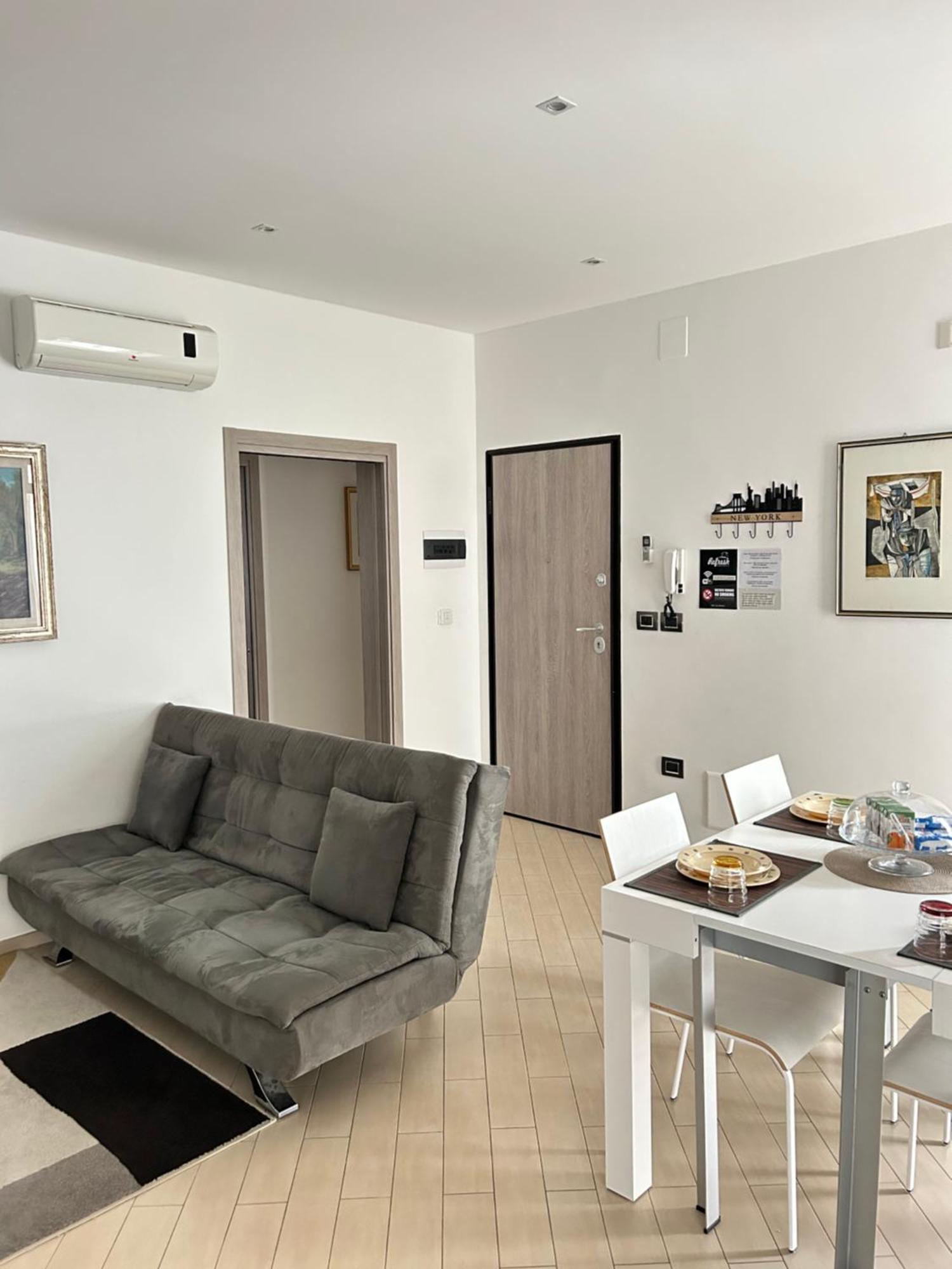 Ferienwohnung Refresh House Brindisi Exterior foto